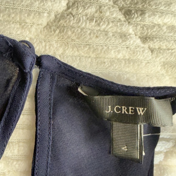 J.CREW Women's White Scalloped Neck Sleeveless Tank Top 100% Polyester Size 4 - Picture 3 of 5